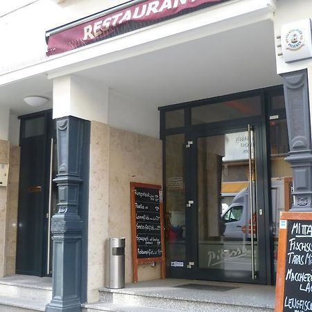 המבורג Pension Am Rathaus מראה חיצוני תמונה