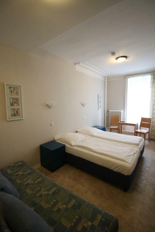 המבורג Pension Am Rathaus מראה חיצוני תמונה